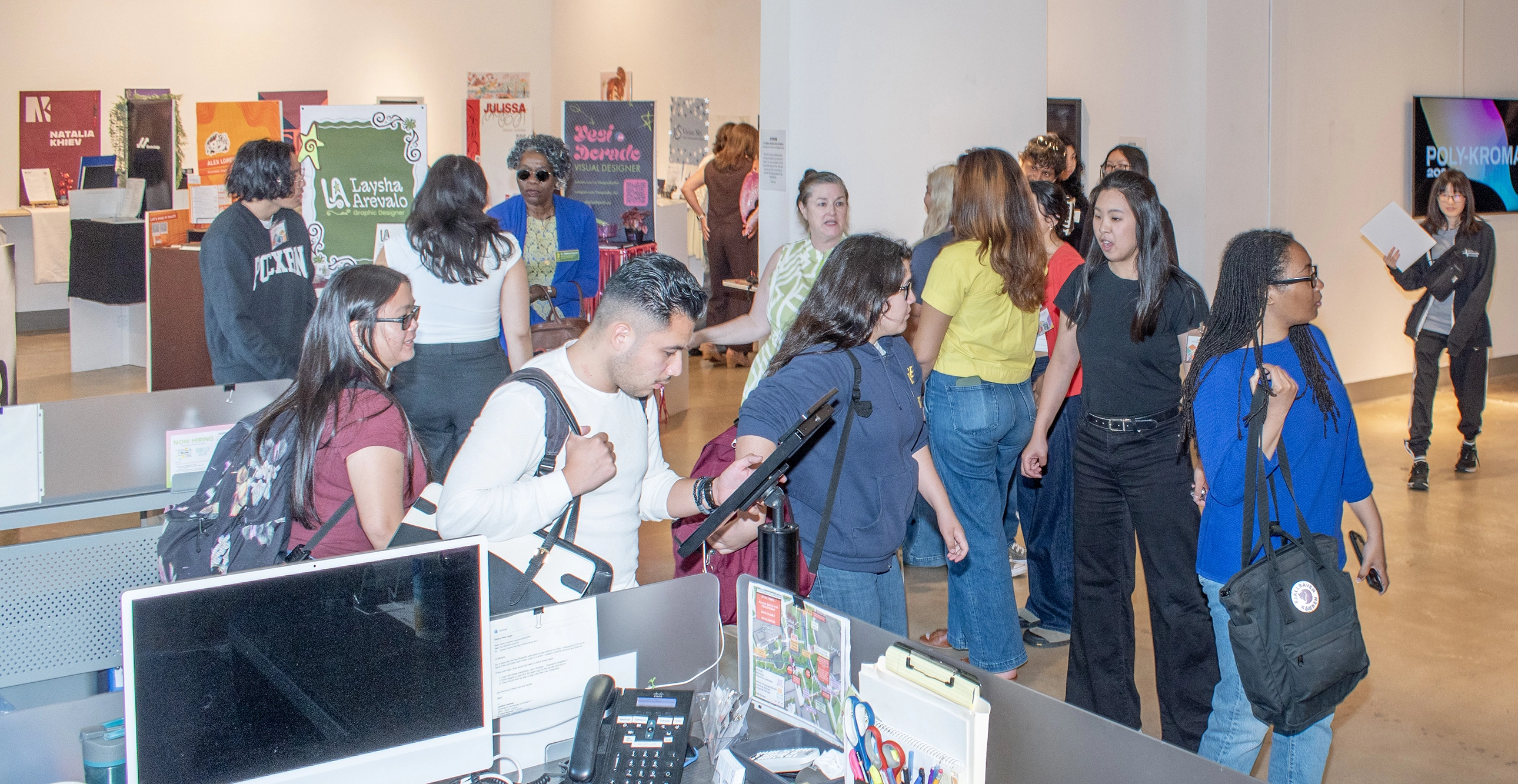 Reception photo of 2D+3D+ awards.